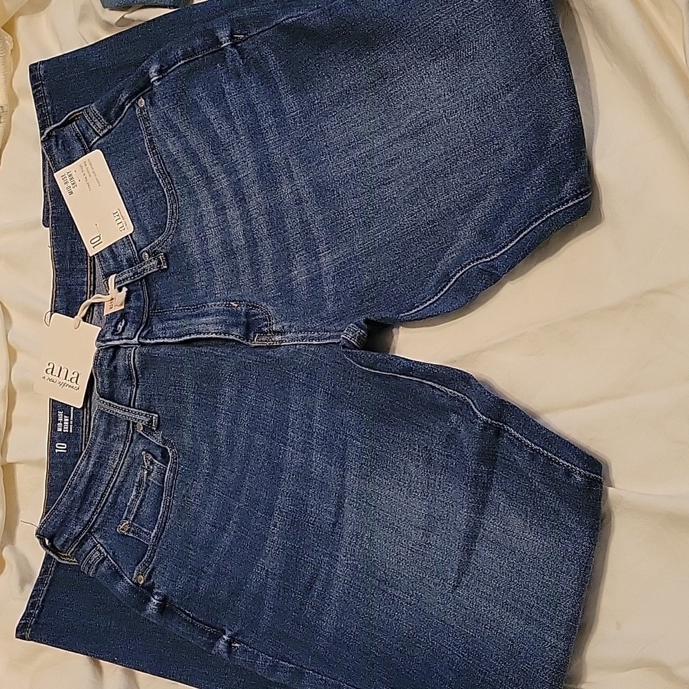 ANA mid rise skinny jeans size 10